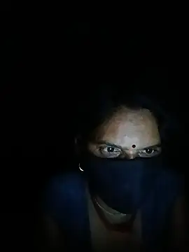 Snapshot of Ravina9696 chatting on July 25, 7:33 pm Ravina9696 online show from July 25, 7:33 pm