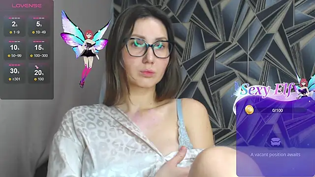 Snapshot of NikkiKiss___ chatting on February 9, 12:36 am NikkiKiss online show from February 9, 12:36 am