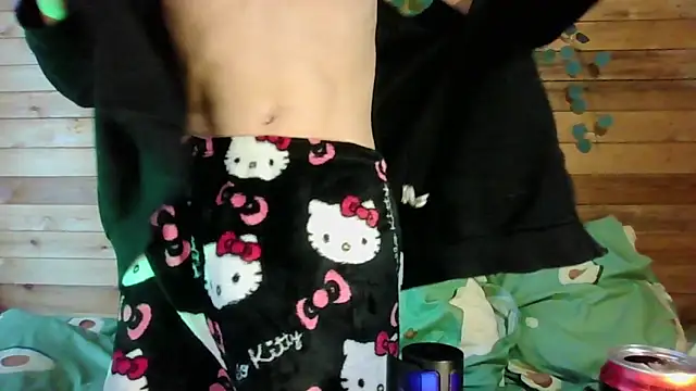 Snapshot of Sasha_bb21 chatting on February 6, 10:29 am Sasha bb21 online show from February 6, 10:29 am