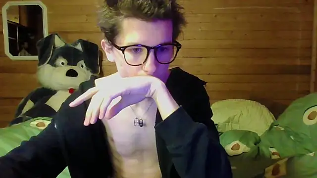 Snapshot of Sasha_bb21 chatting on February 20, 3:47 am Sasha bb21 online show from February 20, 3:47 am