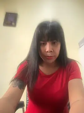 BriannaCruz24 online show from June 18, 9:25 am