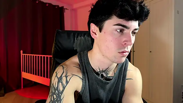 LiamFoster online show from January 12, 4:34 pm