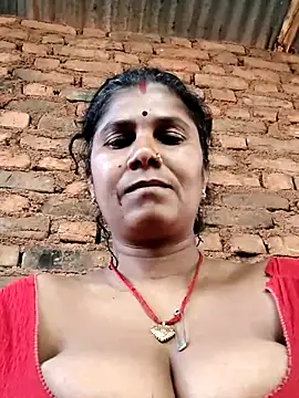 Snapshot of Hot_di97 chatting on March 21, 1:21 am Hot di97 online show from March 21, 1:21 am