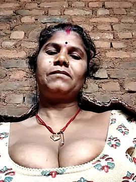 Snapshot of Hot_di97 chatting on March 22, 12:25 am Hot di97 online show from March 22, 12:25 am