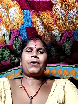 Snapshot of Hot_di97 chatting on May 11, 3:51 pm Hot di97 online show from May 11, 3:51 pm
