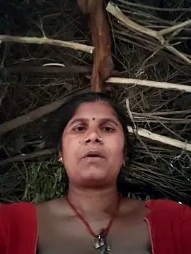 Snapshot of Hot_di97 chatting on May 24, 1:38 pm Hot di97 online show from May 24, 1:38 pm