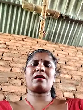 Snapshot of Hot_di97 chatting on June 10, 4:34 am Hot di97 online show from June 10, 4:34 am