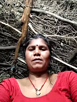 Snapshot of Hot_di97 chatting on June 10, 8:08 pm Hot di97 online show from June 10, 8:08 pm