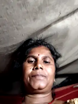 Snapshot of Hot_di97 chatting on July 19, 2:43 pm Hot di97 online show from July 19, 2:43 pm