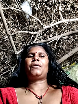 Snapshot of Hot_di97 chatting on July 20, 2:19 pm Hot di97 online show from July 20, 2:19 pm