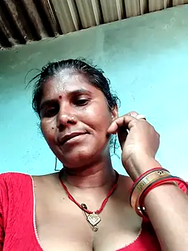 Snapshot of Hot_di97 chatting on July 27, 8:10 am Hot di97 online show from July 27, 8:10 am