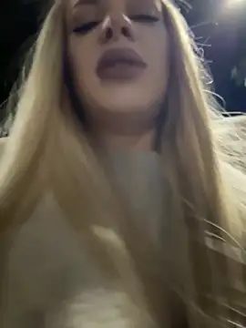 AlyssaFoxx  online show from February 3, 5:51 pm