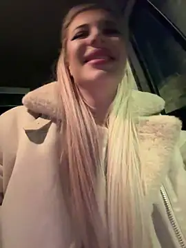 AlyssaFoxx  online show from March 15, 7:31 pm