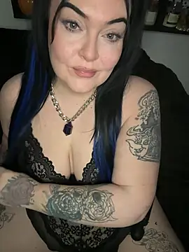 Miss CurvesXXX online show from April 22, 3:02 pm