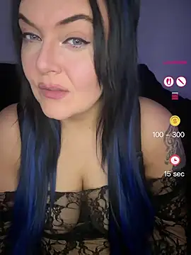 Miss CurvesXXX online show from April 28, 9:31 pm