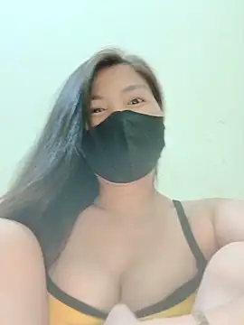 Snapshot of Lyly-68688 chatting on May 22, 2:44 pm Lyly-68688 online show from May 22, 2:44 pm