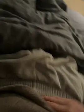 Snapshot of Erik1819 chatting on January 17, 5:49 pm Erik1819 online show from January 17, 5:49 pm