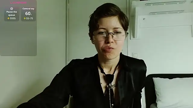 Snapshot of Alexxa_XX chatting on March 6, 4:36 pm Alexxa XX online show from March 6, 4:36 pm