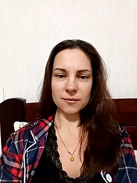 Snapshot of She-Moon chatting on January 14, 7:30 pm She-Moon online show from January 14, 7:30 pm