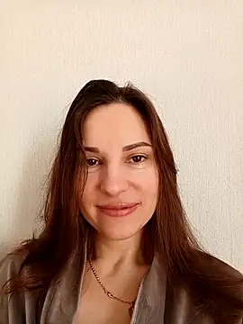 Snapshot of She-Moon chatting on February 22, 8:02 am She-Moon online show from February 22, 8:02 am