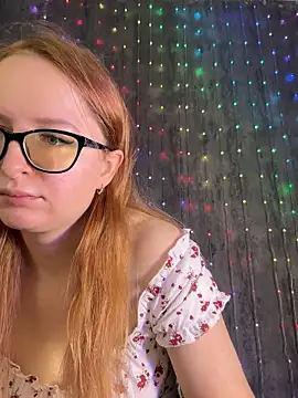 Snapshot of coy_girl_ chatting on February 4, 11:49 am coy girl online show from February 4, 11:49 am