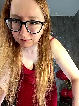 Snapshot of coy_girl_ chatting on February 14, 11:18 am coy girl online show from February 14, 11:18 am