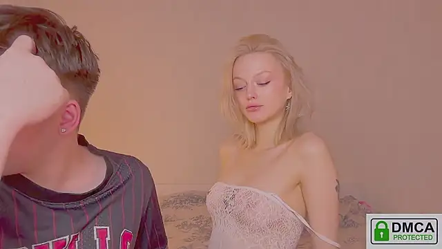 your molly mark  online show from February 20, 3:25 am