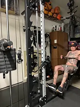 Snapshot of brngitdwn chatting on February 5, 2:49 am brngitdwn online show from February 5, 2:49 am