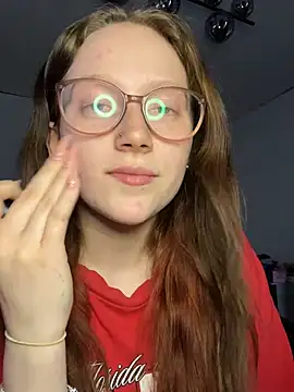 YoungLisaa18 online show from March 24, 3:50 pm