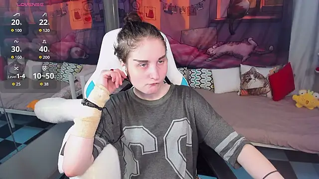 KiraDuvall online show from February 15, 4:36 pm