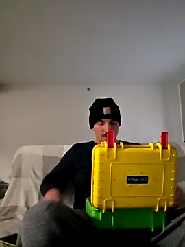 Snapshot of Don_Jon313 chatting on March 9, 6:23 pm Don Jon313 online show from March 9, 6:23 pm