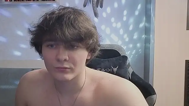 Snapshot of jastinpeterson chatting on February 13, 12:12 pm jastinpeterson online show from February 13, 12:12 pm