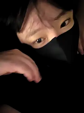 Snapshot of jerrybba chatting on February 6, 12:37 am jerrybba online show from February 6, 12:37 am