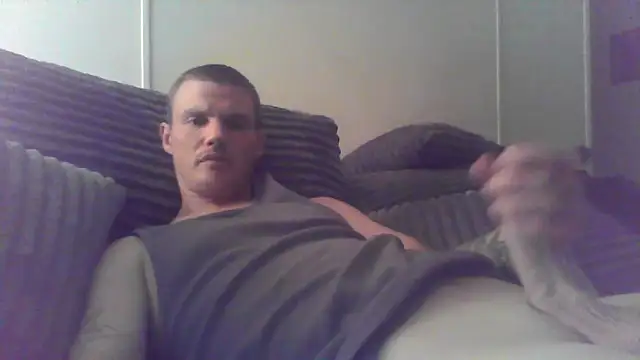 HungandHynotic online show from May 14, 6:09 am