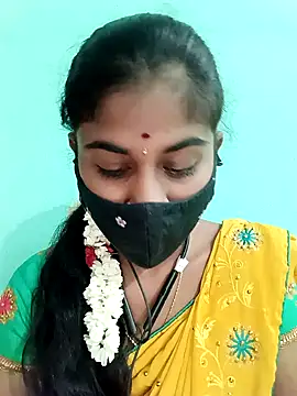 Snapshot of Tamil_Hot_RoyalQueen chatting on May 4, 3:41 pm Tamil Hot RoyalQueen online show from May 4, 3:41 pm