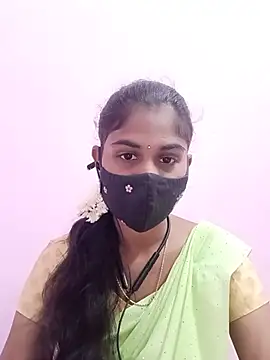 Snapshot of Tamil_Hot_RoyalQueen chatting on June 6, 4:44 pm Tamil Hot RoyalQueen online show from June 6, 4:44 pm