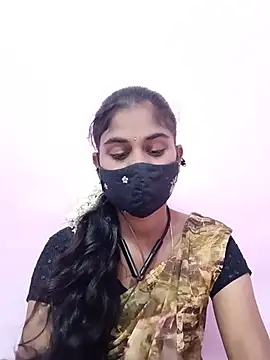 Snapshot of Tamil_Hot_RoyalQueen chatting on June 8, 4:18 pm Tamil Hot RoyalQueen online show from June 8, 4:18 pm
