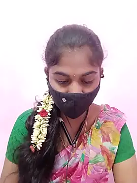 Snapshot of Tamil_Hot_RoyalQueen chatting on June 9, 4:29 pm Tamil Hot RoyalQueen online show from June 9, 4:29 pm