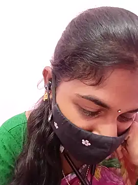 Snapshot of Tamil_Hot_RoyalQueen chatting on June 10, 4:56 am Tamil Hot RoyalQueen online show from June 10, 4:56 am