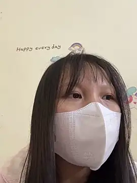 Charlotte-ee online show from February 2, 3:49 am