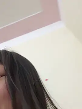 Charlotte-ee online show from March 15, 3:01 am