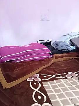 Phoebe-e online show from March 13, 11:33 pm