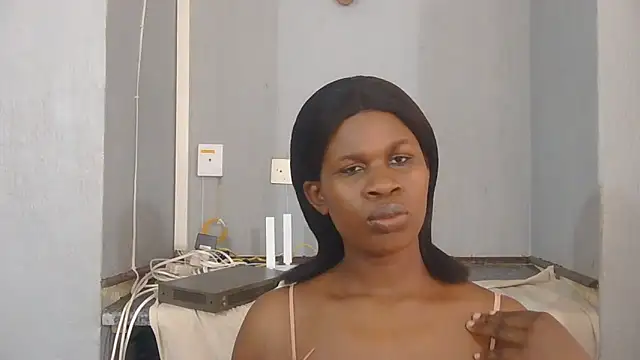 xxxChocolateBox online show from March 13, 6:42 am