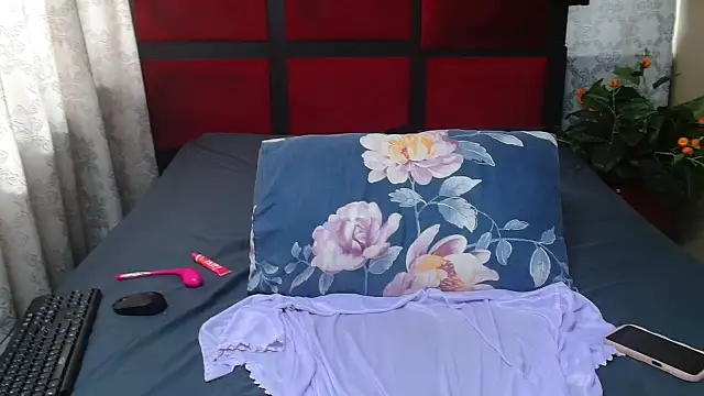 EbonySexySlim online show from February 25, 6:12 am