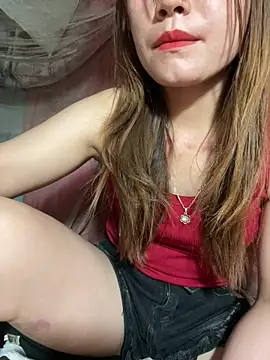 natra0033 online show from June 10, 1:21 pm