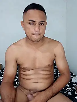 Snapshot of knox_zeque chatting on January 18, 2:04 am knox zeque online show from January 18, 2:04 am