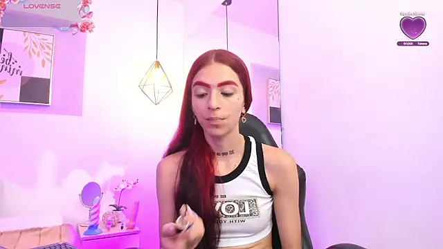 Snapshot of april_jones05 chatting on February 17, 11:50 am april jones05 online show from February 17, 11:50 am