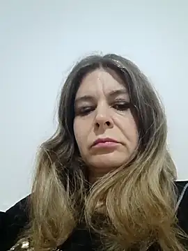 Snapshot of Didi2081 chatting on January 31, 7:56 pm Didi2081 online show from January 31, 7:56 pm