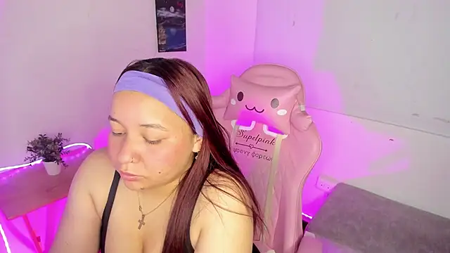 Snapshot of Ale_Alej chatting on May 27, 3:31 pm Ale Alej online show from May 27, 3:31 pm