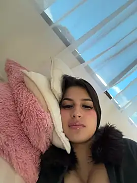 Mia arabs online show from April 24, 4:31 pm